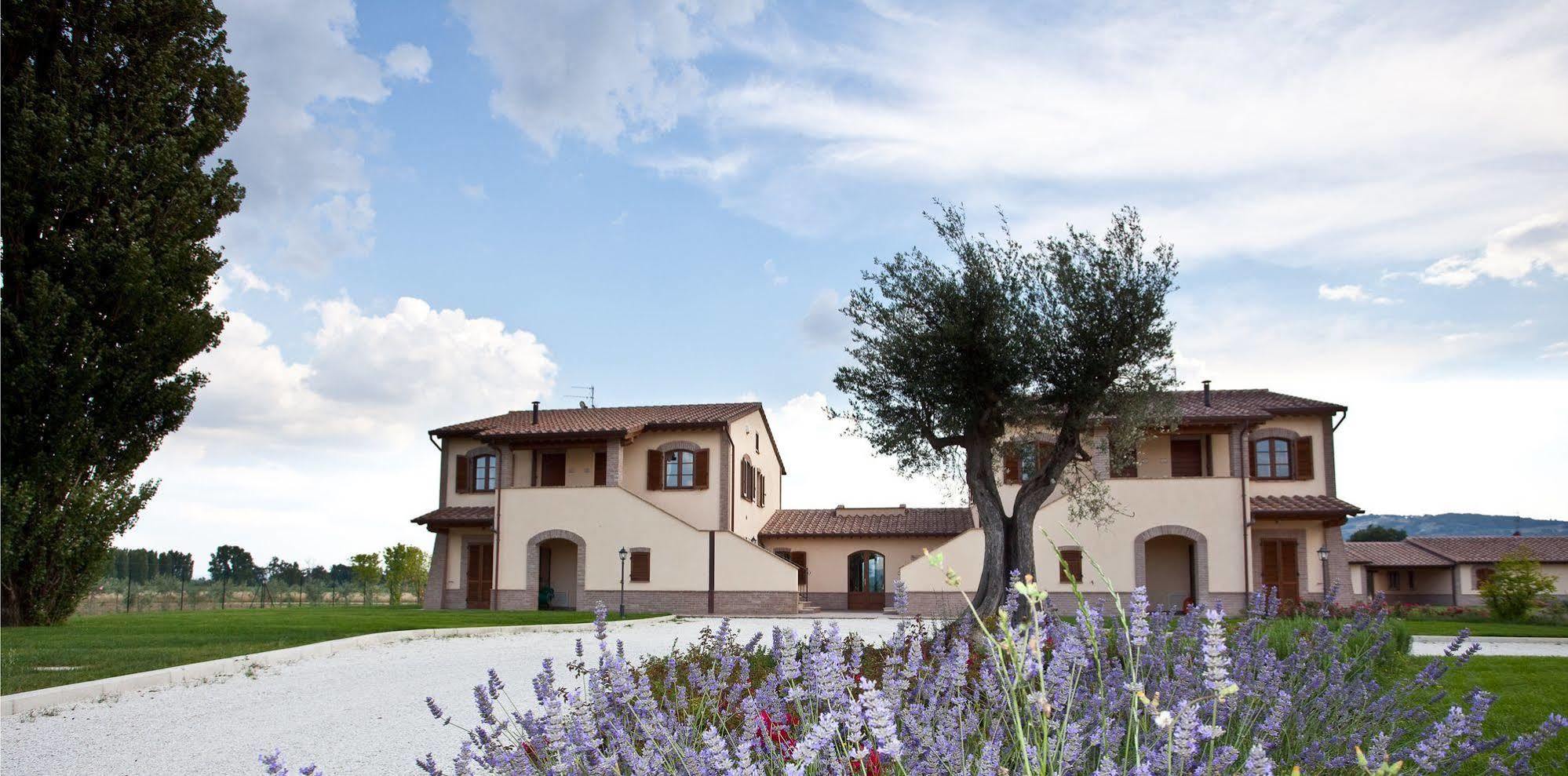 Agriturismo Le Rondini Di Francesco Di Assisi Cannara Exterior photo